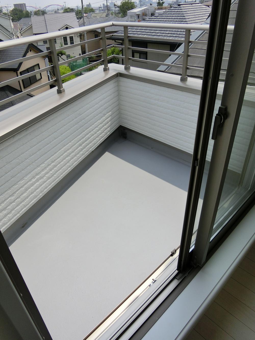 Balcony. Local (July 2013) Shooting