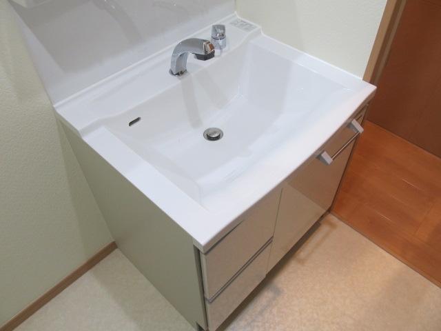 Other. Indoor (11 May 2013) Shooting