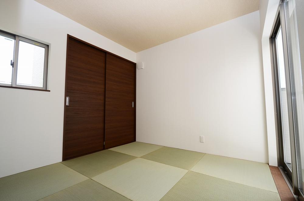 Non-living room. Indoor (September 2013) Shooting