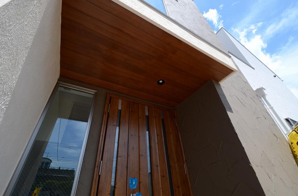 Local appearance photo. Indoor (September 2013) Shooting