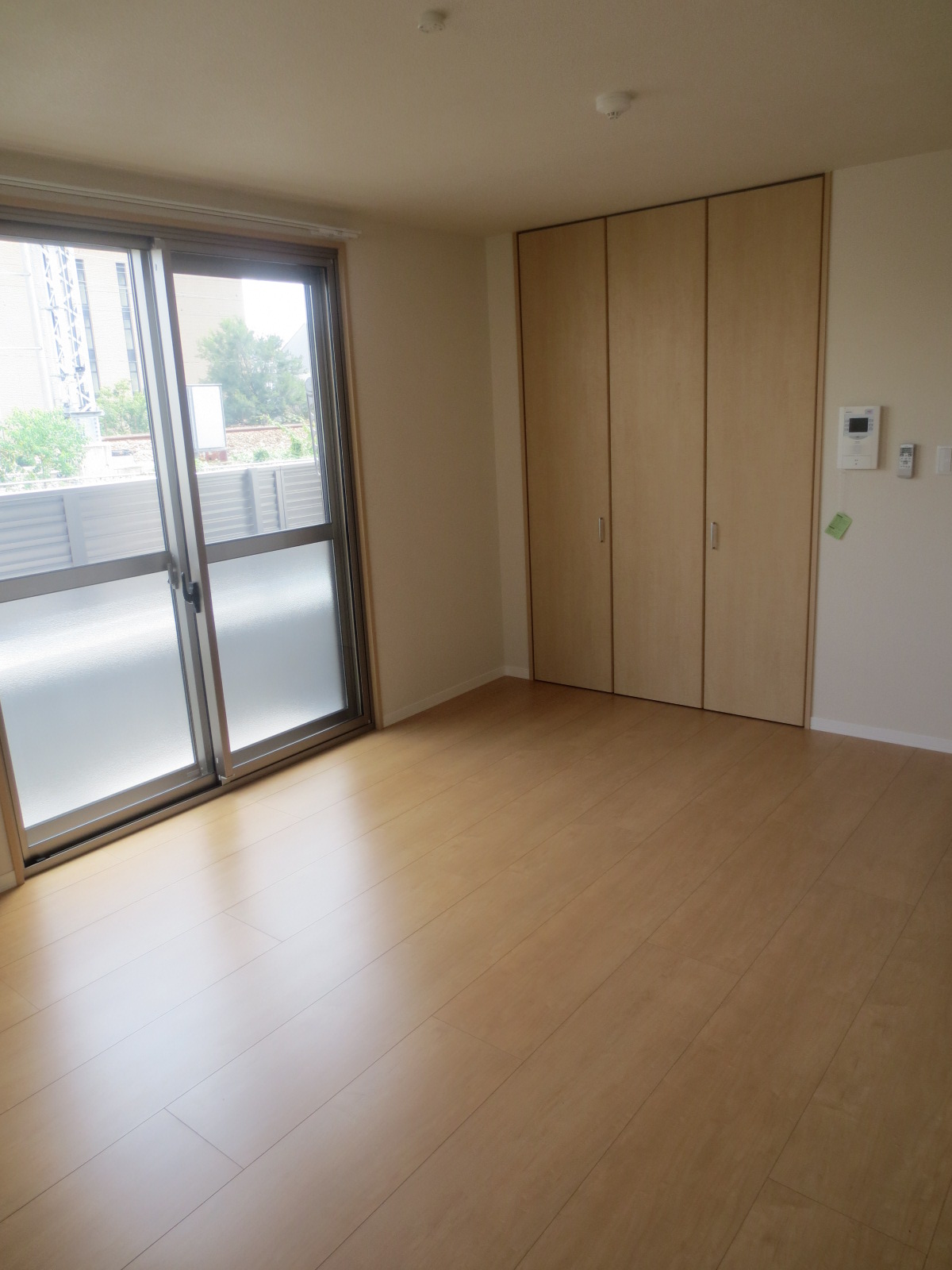 Living and room. Spacious room