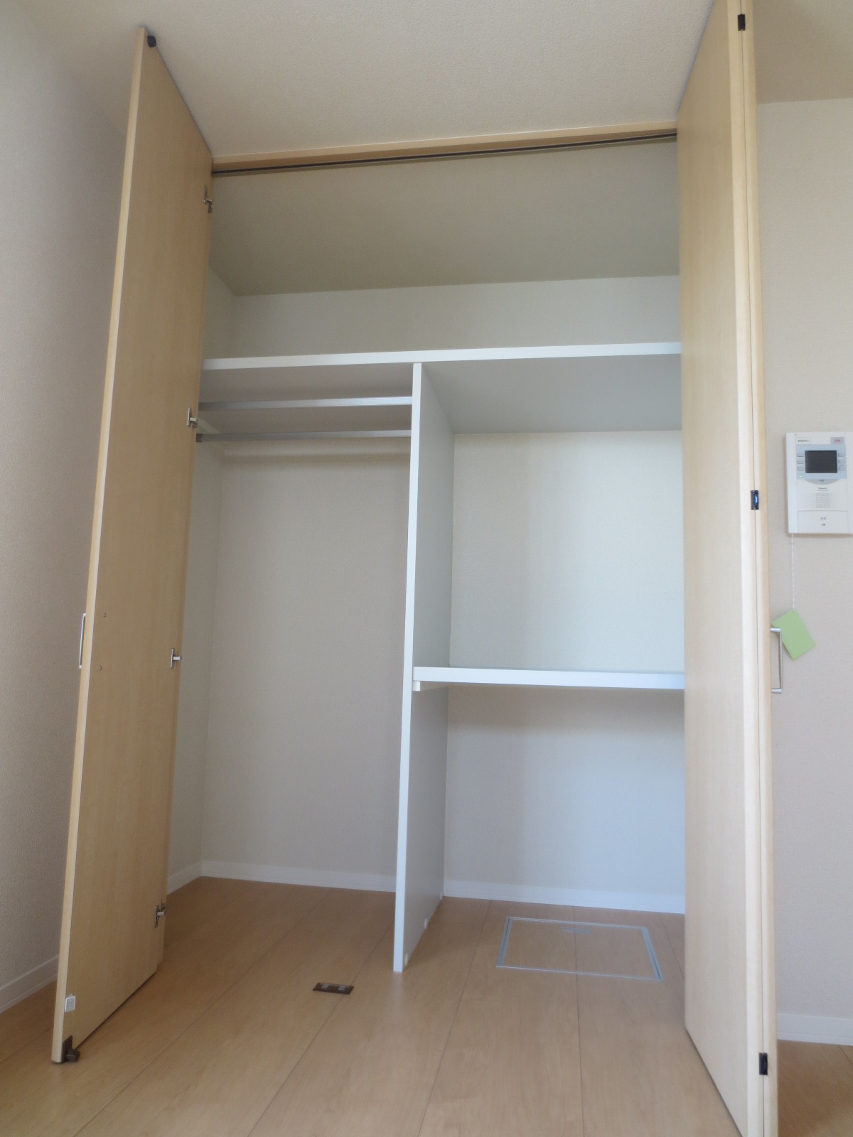 Receipt. The height certain storage