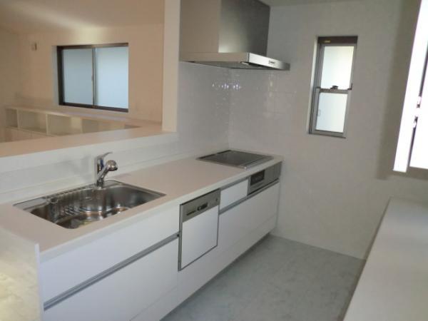 Same specifications photo (kitchen)
