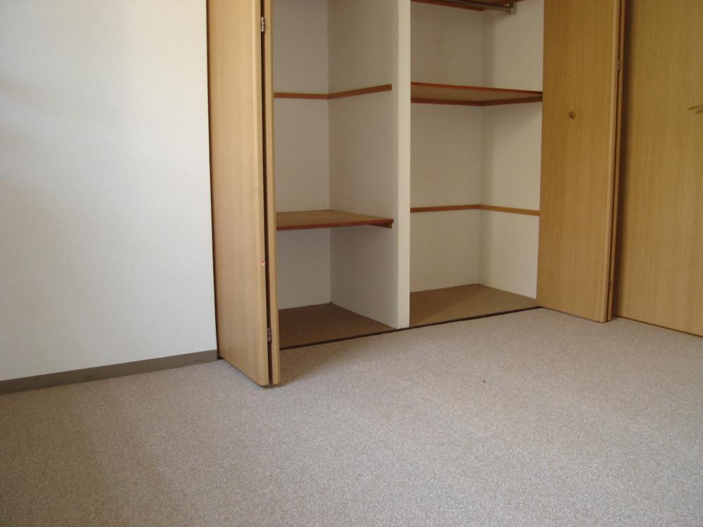 Receipt. Storage is also pat