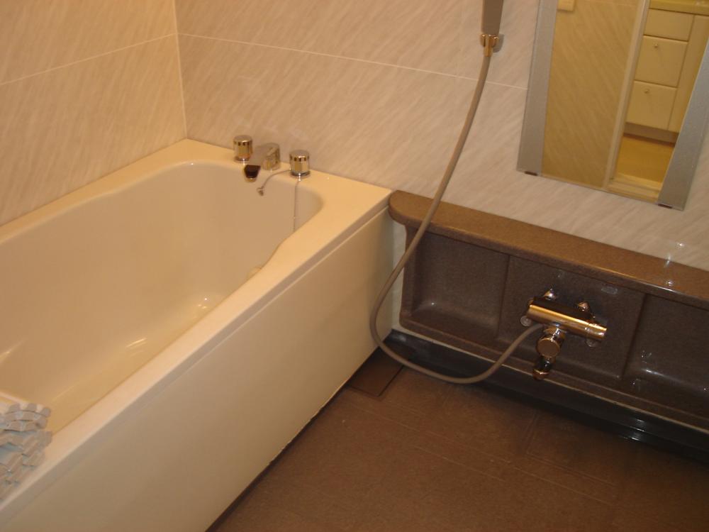 Bath. Bathing also put slowly