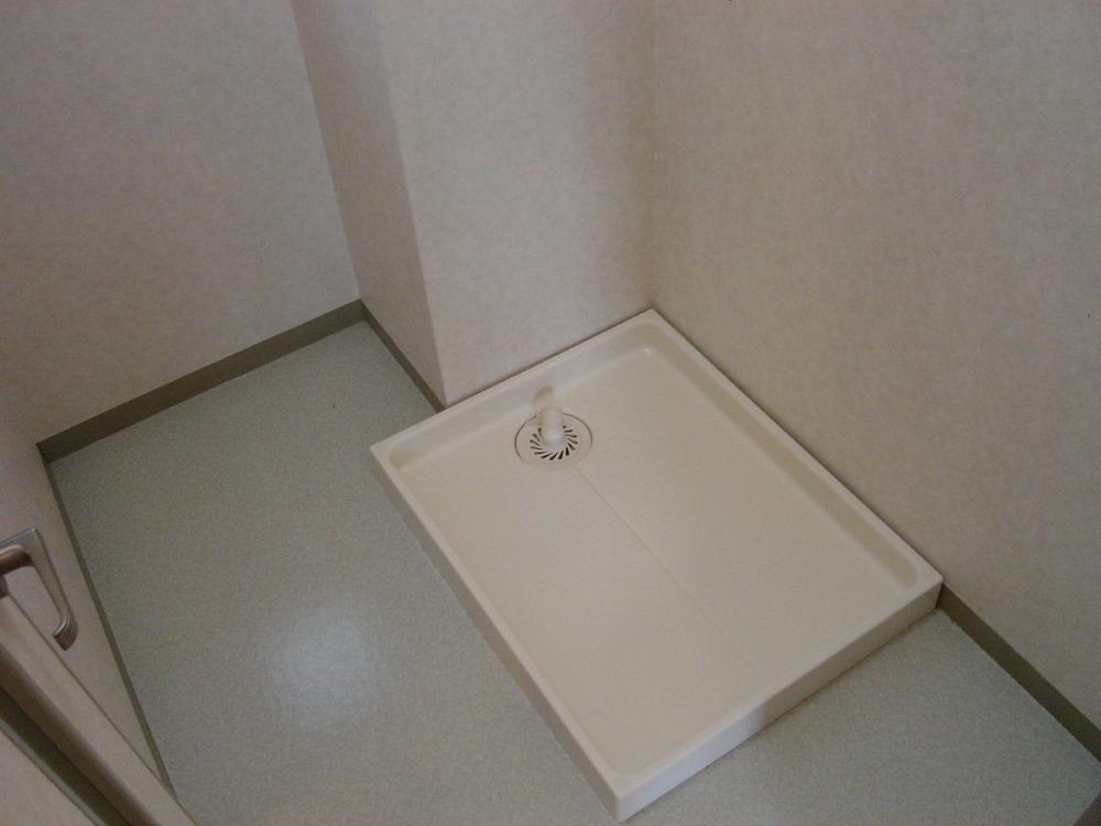 Washroom. Waterproof bread