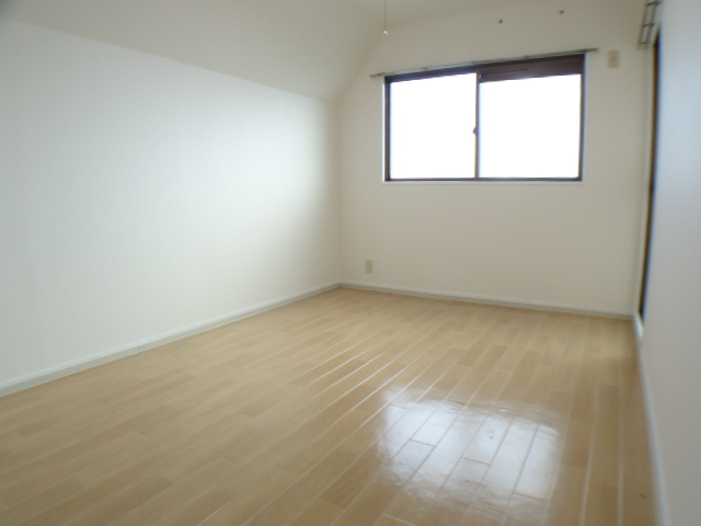 Other. This Western-style is also two-sided lighting