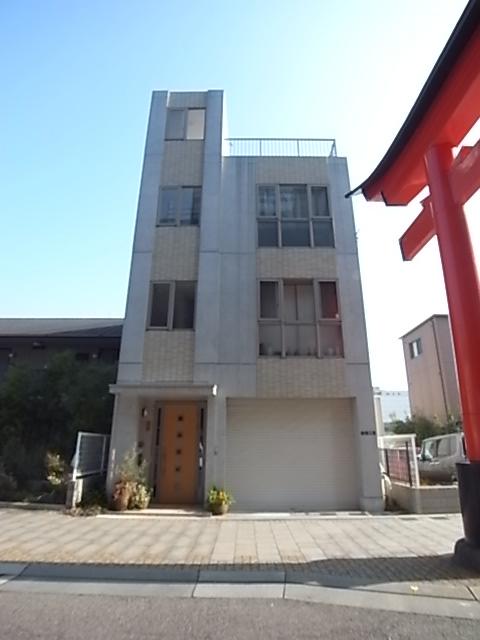 Local appearance photo