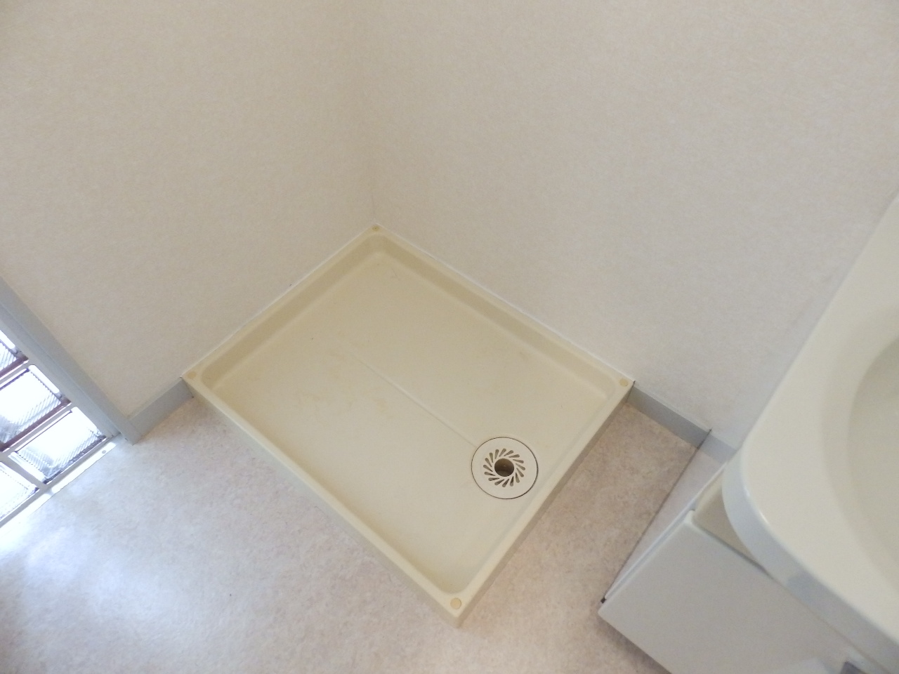 Other. Washing machine in the room