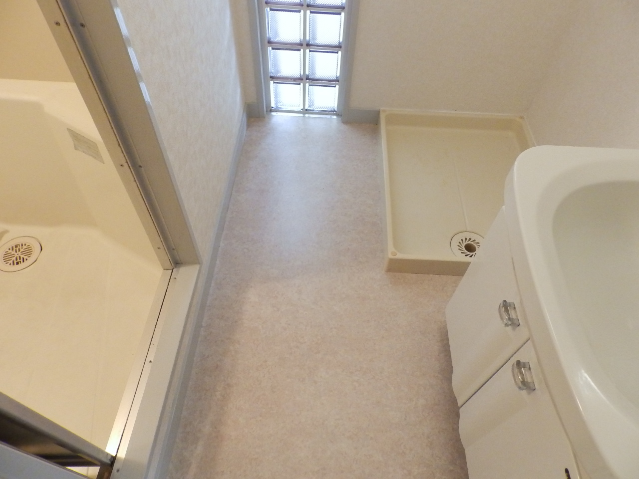 Washroom. Undressing washroom