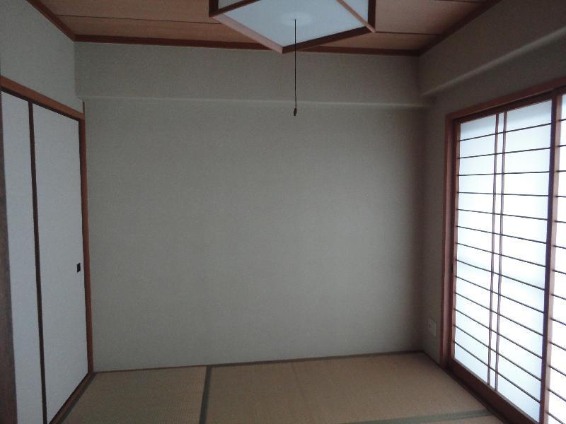 Other room space. Japanese-style room 4.5 Pledge