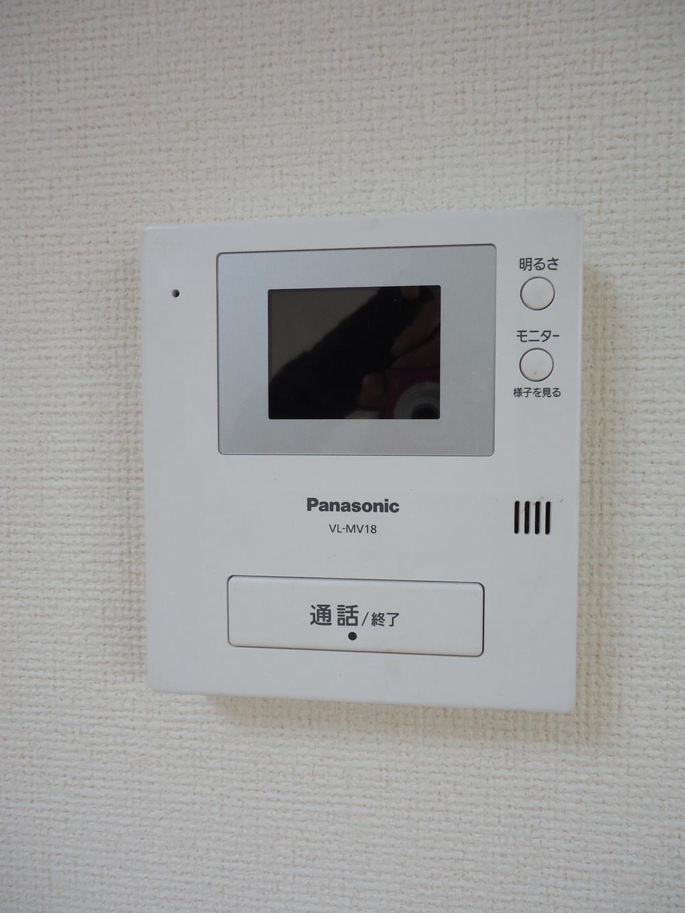 Security equipment.  [Local sales representative company T ・ M planning (Co.) 06-6627-7007] Facing south, Three-story, Parking two Allowed 3380 ・ 35,800,000 yen 3 compartment It is in local briefings Please do not hesitate to contact us ◆ 