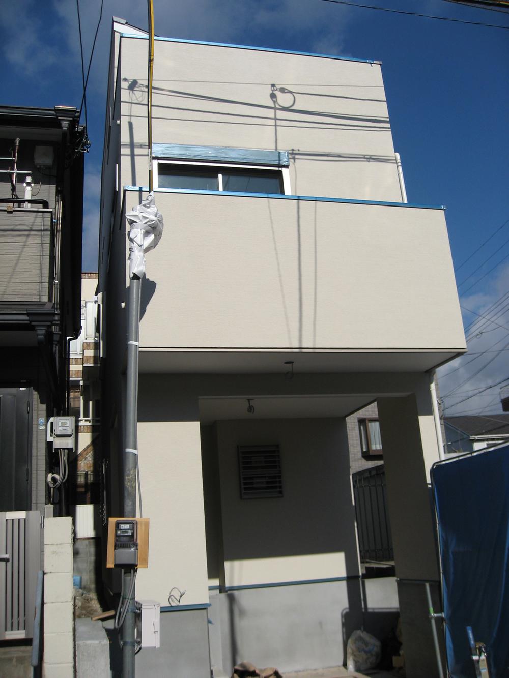 Local appearance photo. Local (12 May 2013) Shooting