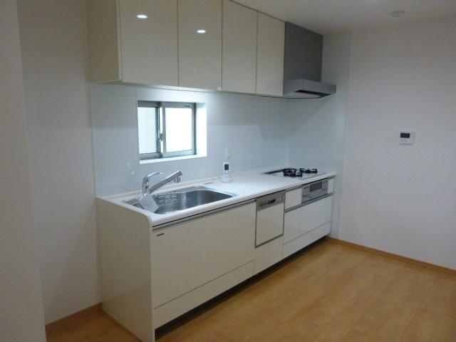 Kitchen.  ■ System kitchen