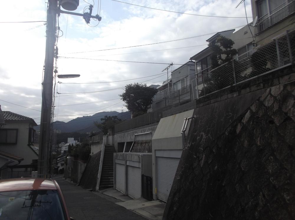 Local photos, including front road. Local (11 May 2013) Shooting