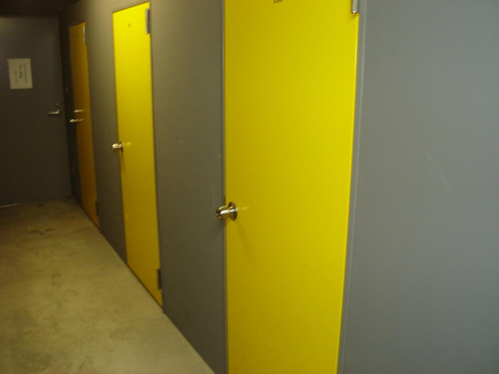 Receipt. It marked with a trunk room