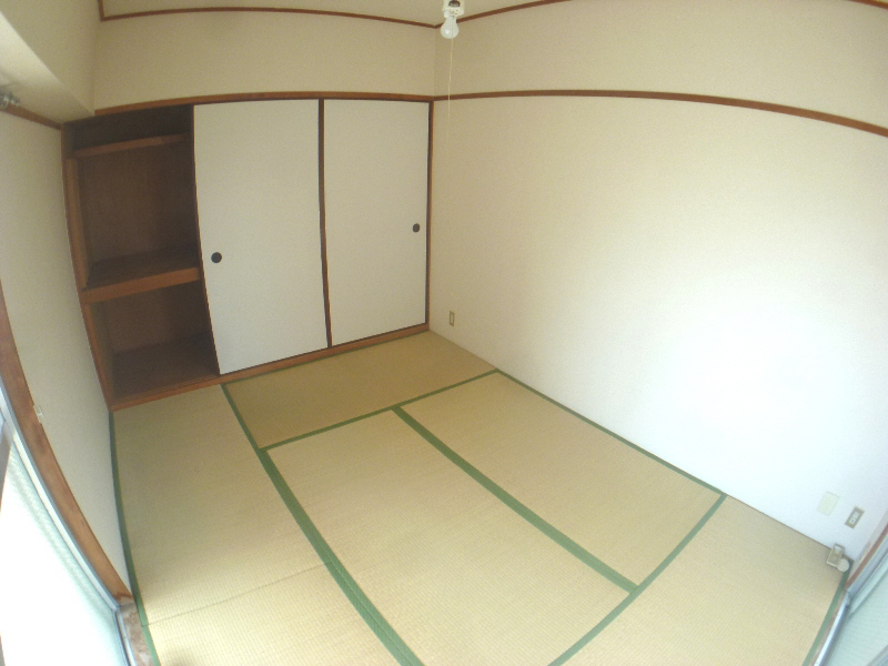 Living and room. Preview available! ! !