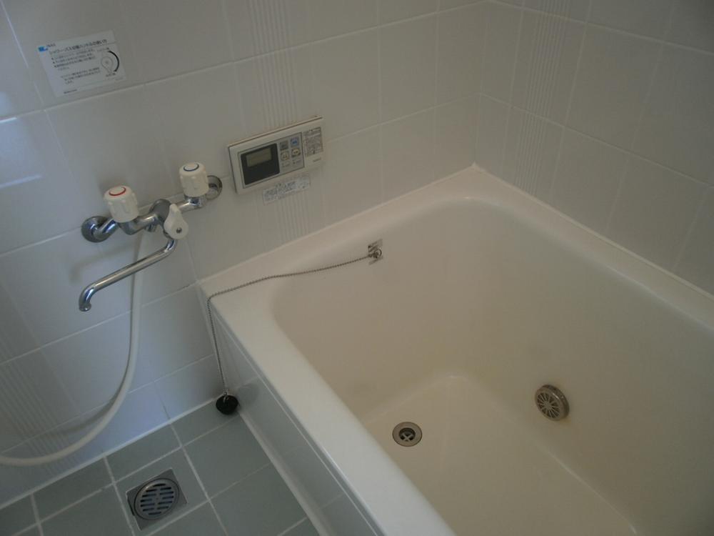 Bathroom. System bus with even reheating function!