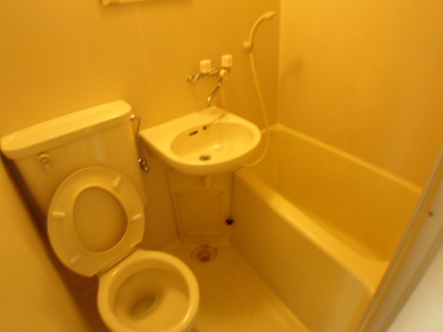 Bath. Clean water around.