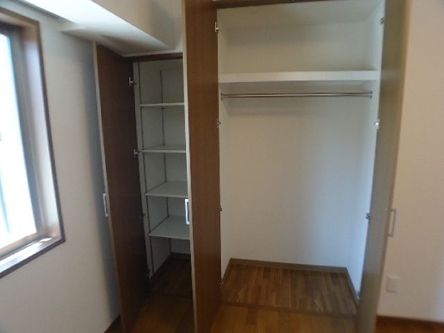 Receipt. Each room closet.