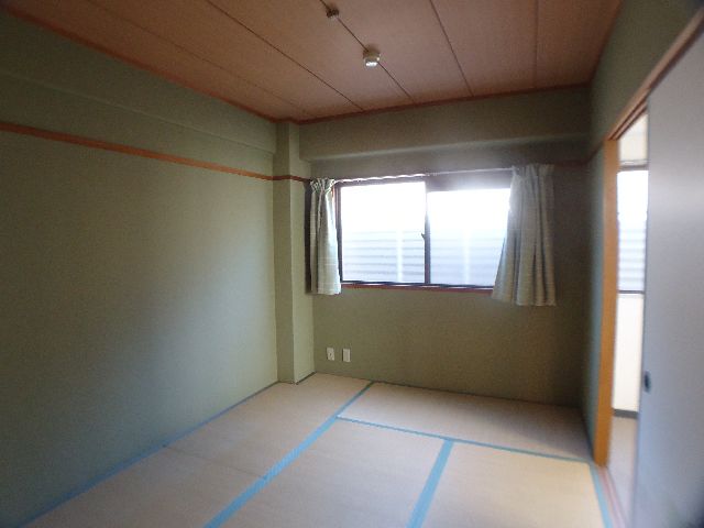 Other room space. Reference photograph (same property other Room No.)