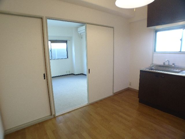 Living and room. Reference photograph (same property other Room No.)