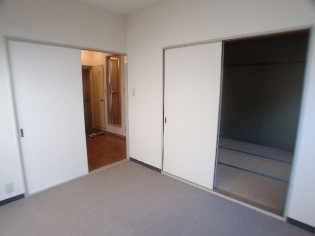 Other room space. Reference photograph (same property other Room No.)