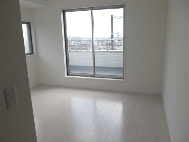 Non-living room. (December 2013) Shooting