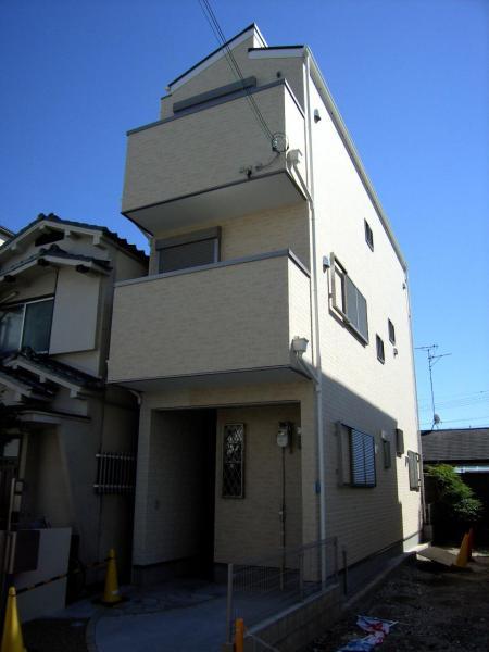 Local appearance photo. The completed local appearance