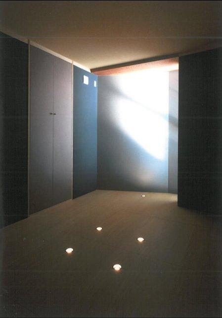 Non-living room. Indoor (10 May 2013) Shooting