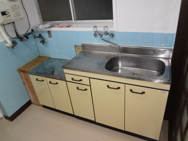 Kitchen. kitchen Gas stove installation type