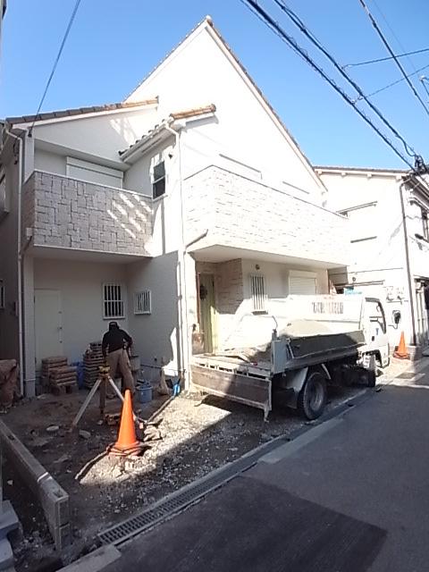 Local appearance photo