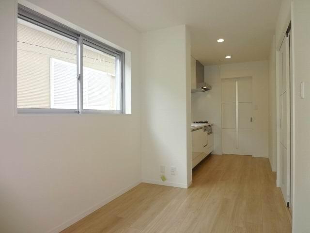 Living. 2 nautical miles Billings. LDK15.2 Pledge. Storage space ・ Balcony. Windows are many lighting ・ Ventilation is good. 