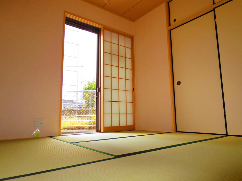 Non-living room. Soothing Japanese-style room There is also a 2 room.