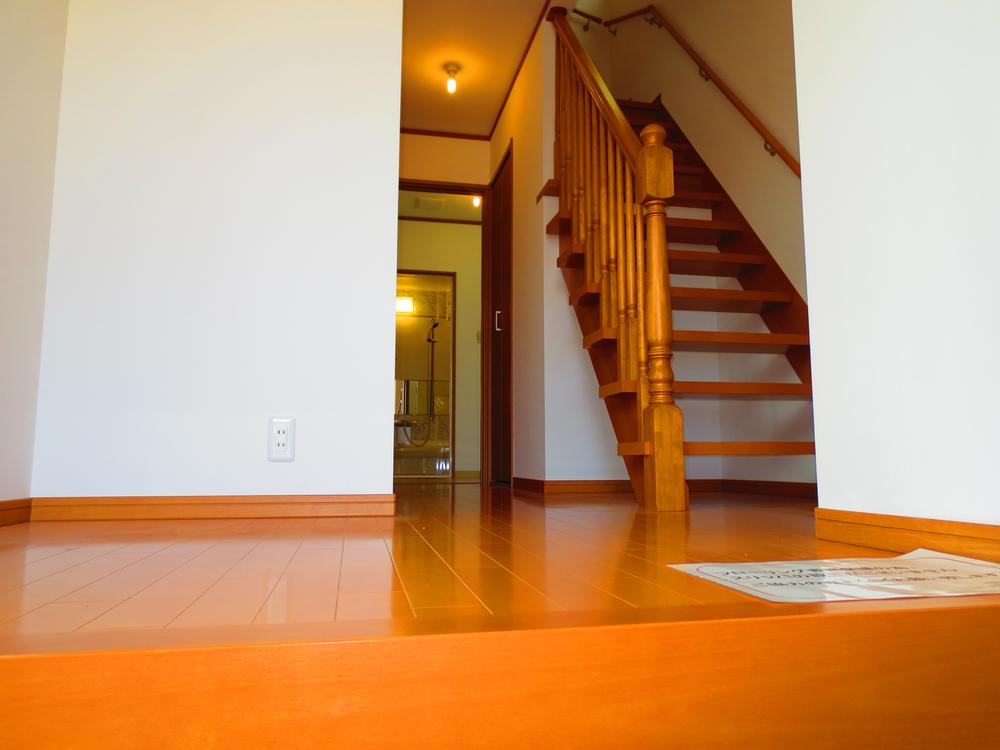 Entrance. Entrance also widely also does not use the mind to things of the carry-in.