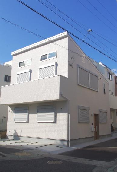 Local photos, including front road