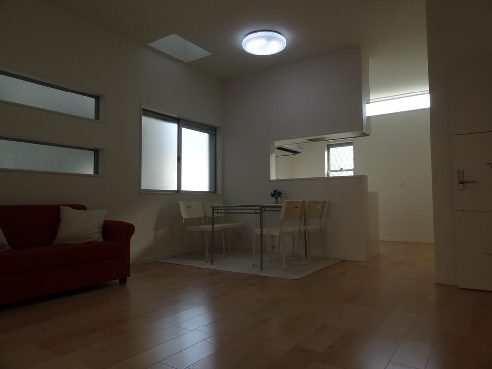 Living. Indoor (11 May 2013) Shooting