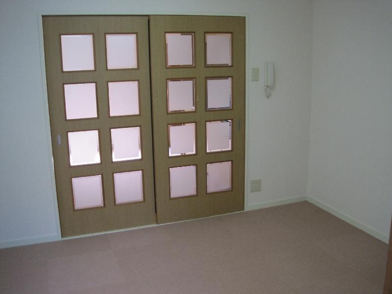 Living and room. Medium Western-style