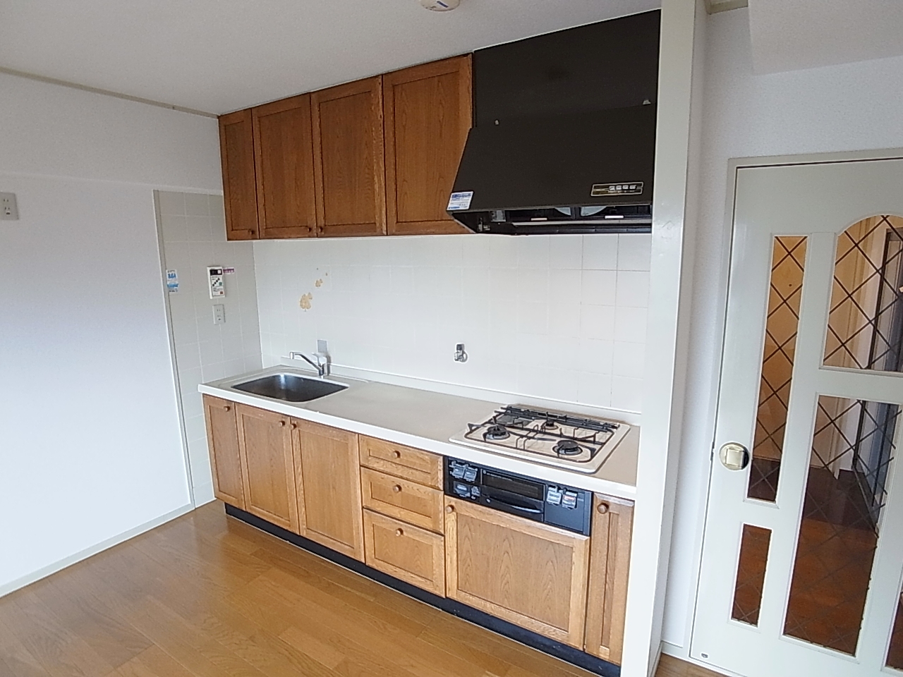 Kitchen. System three-necked Gasukitchin