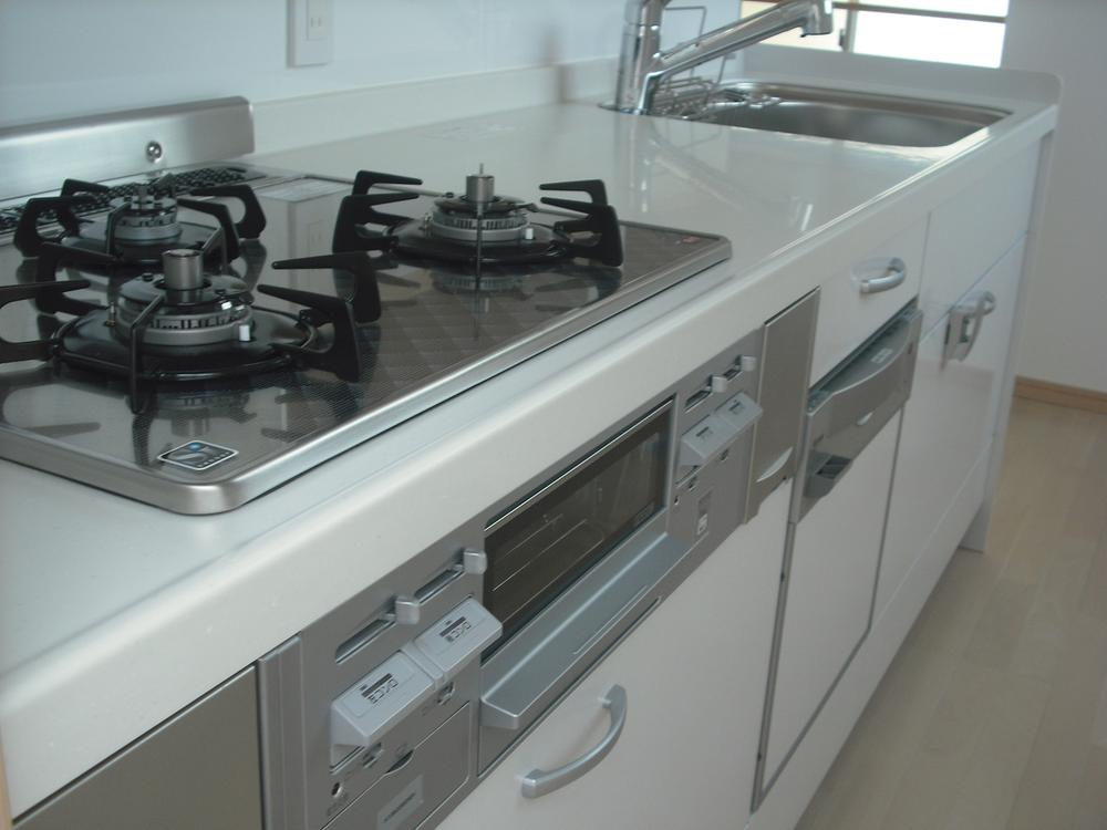 Kitchen. Local (September 2013) Shooting