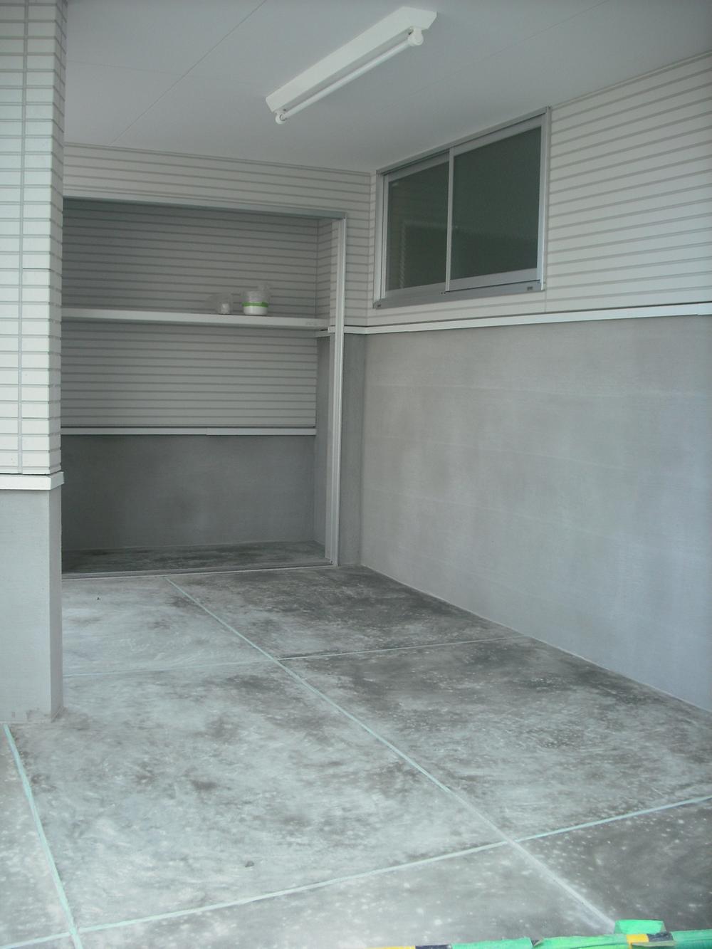 Parking lot. Local (10 May 2013) Shooting