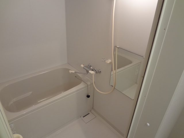 Bath. Add-fired function ・ With bathroom dryer ☆