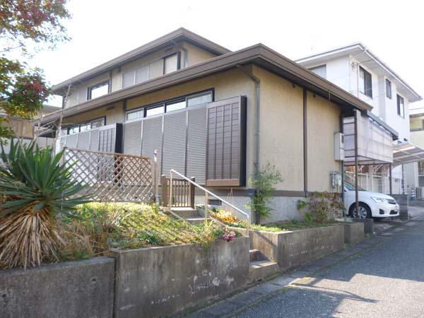 Local appearance photo. Local (12 May 2013) Shooting