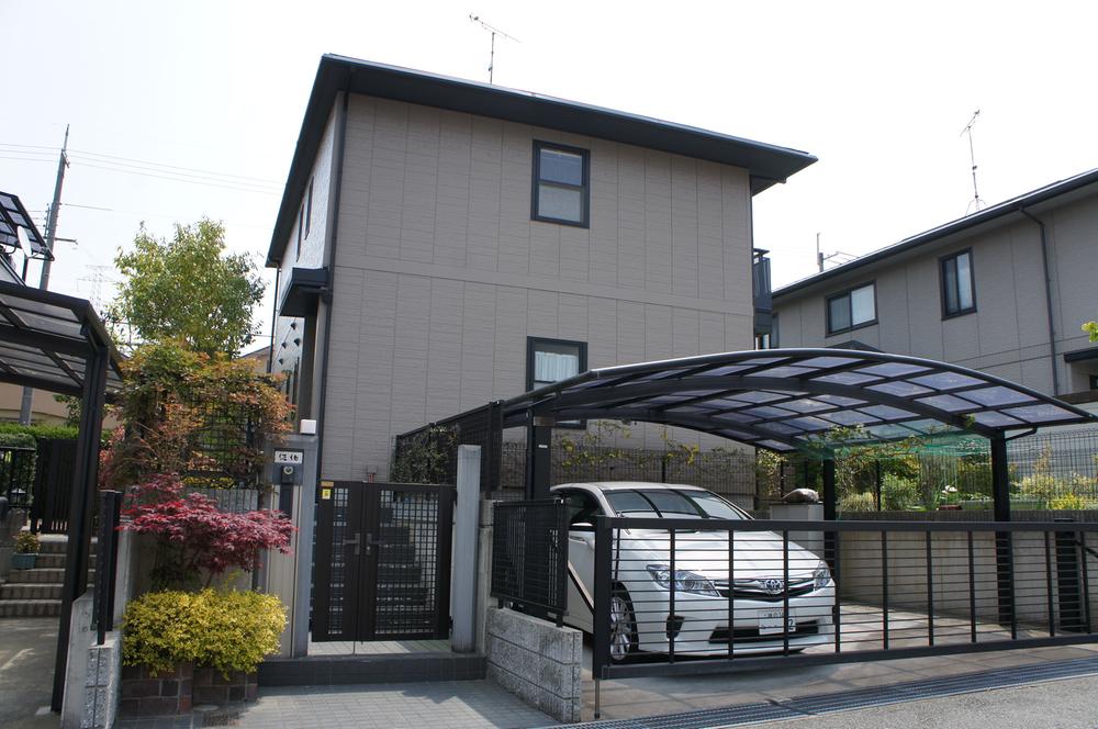 Local appearance photo. Local (10 May 2013) Shooting