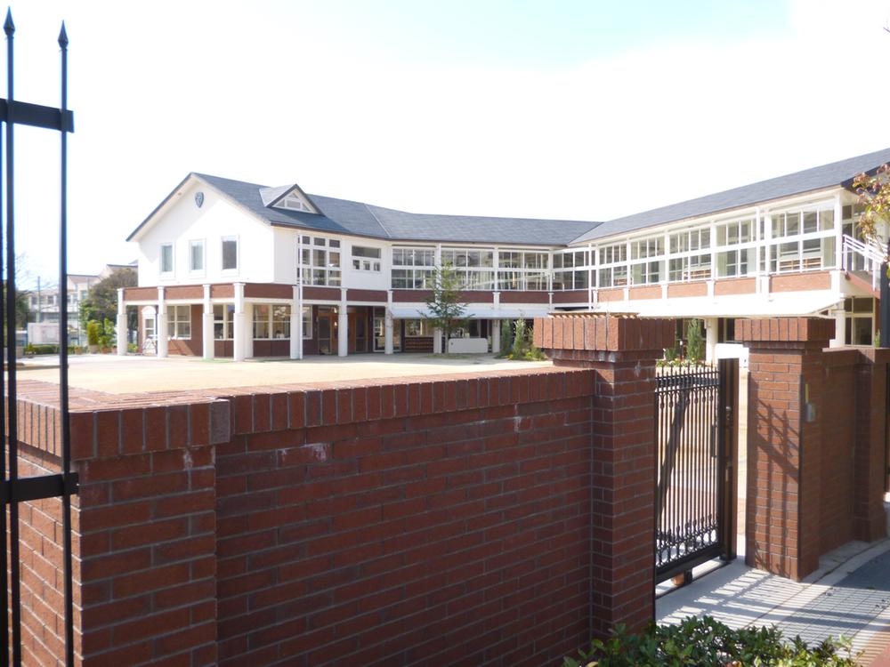 kindergarten ・ Nursery. There Fujiwara stand Kindergarten