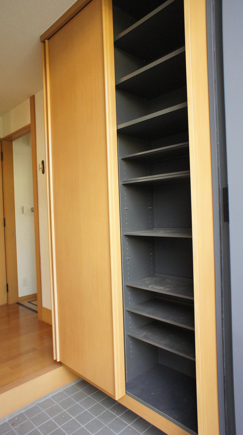 Receipt. Indoor (10 May 2013) Shooting