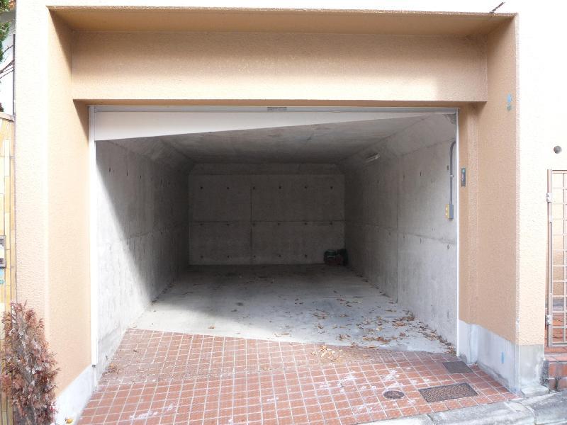 Parking lot. With excavation garage