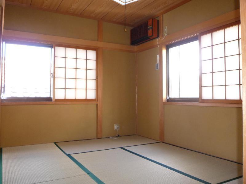 Living and room. Second floor Japanese-style room
