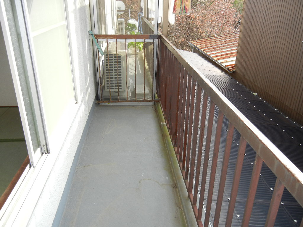 Balcony. Also Easy wash at spread of balcony ◎