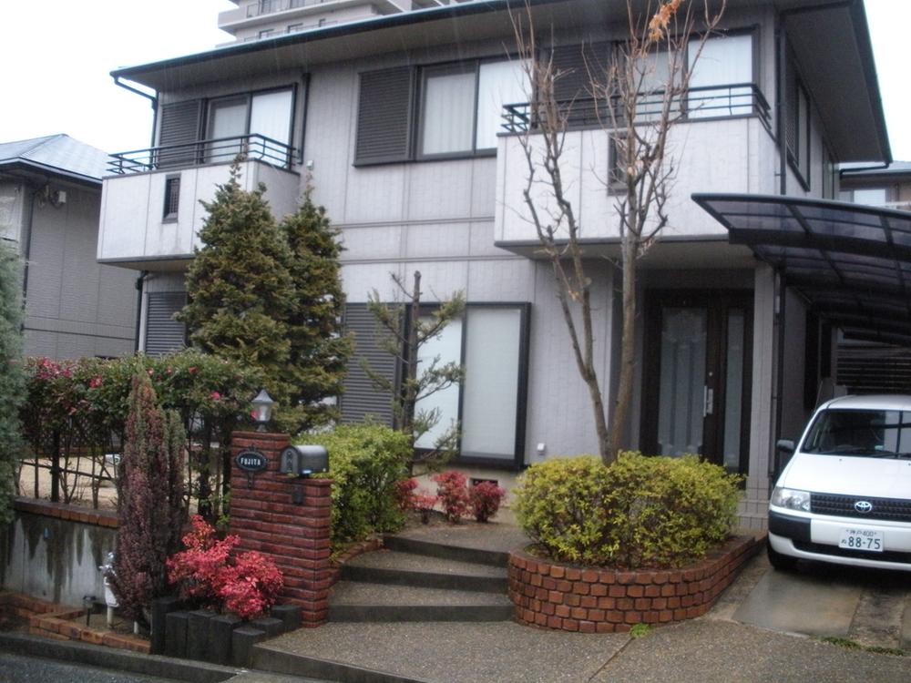 Local appearance photo. Facing south Sunny